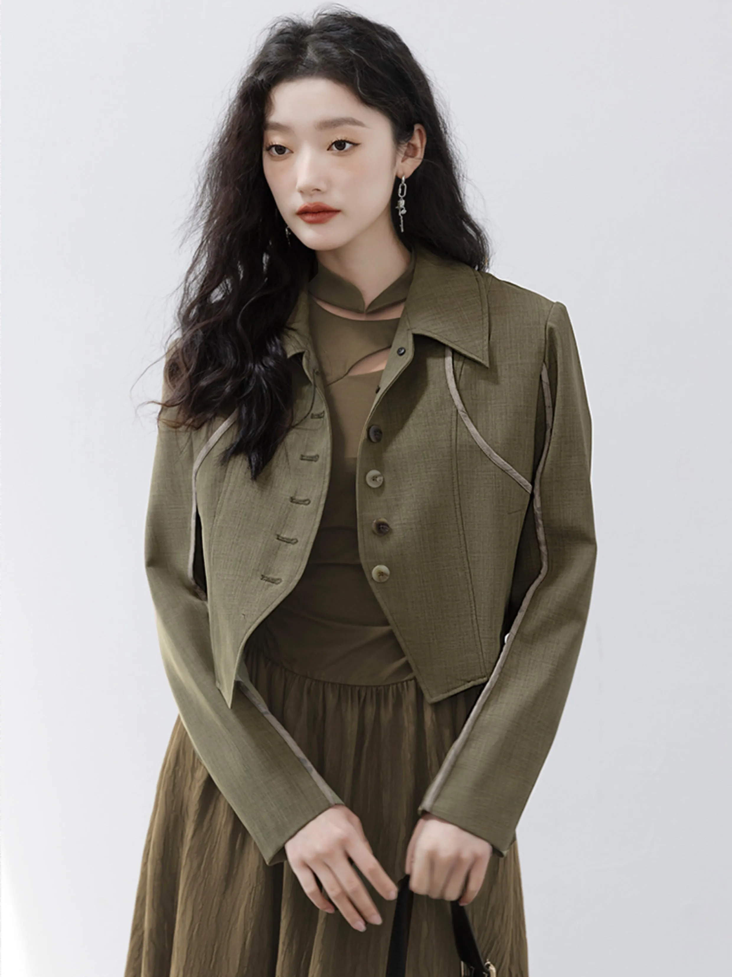 Deconstructed Retro College Style Jacket ＆ Design Pleated Skirt