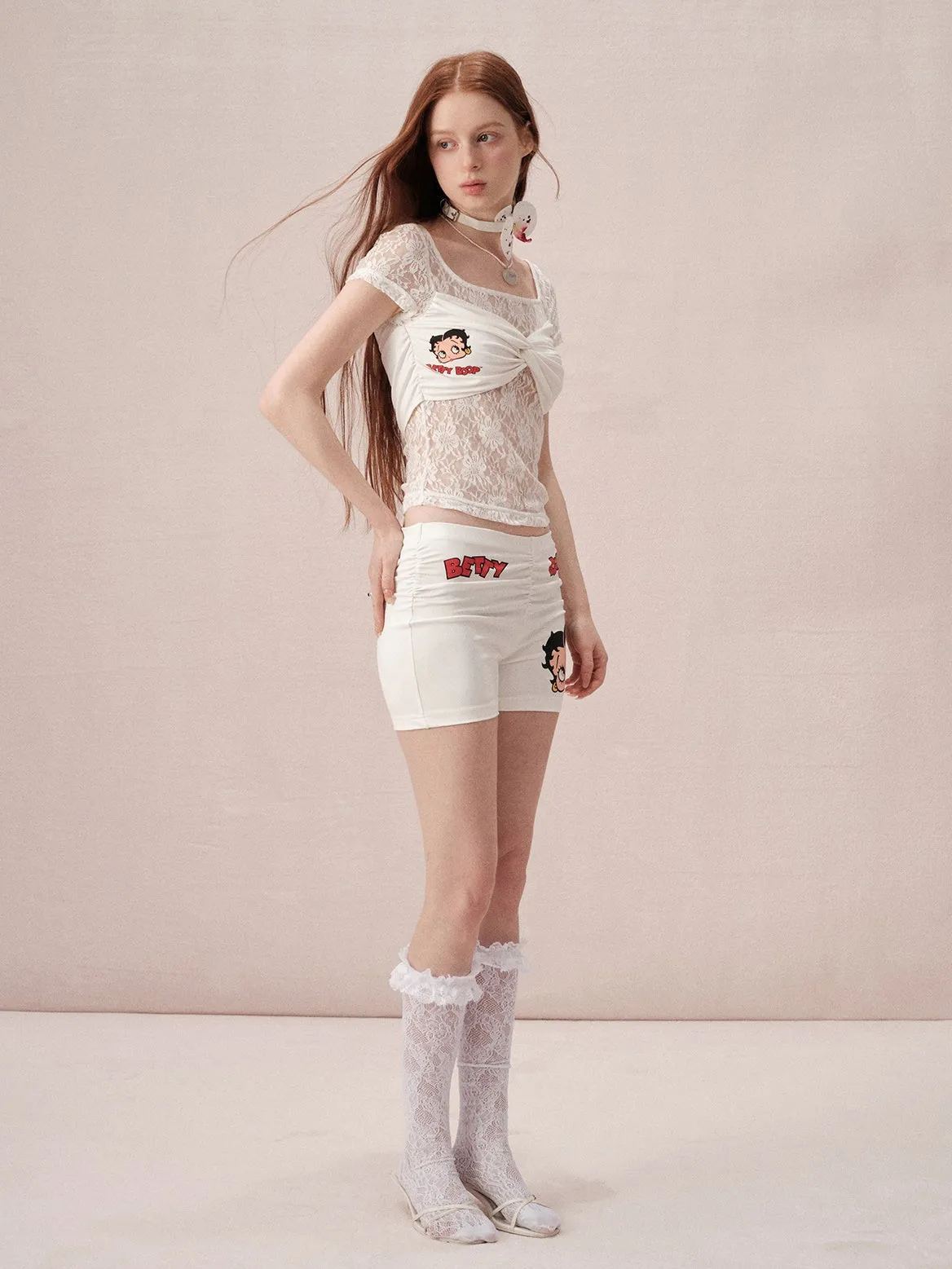 Lace Fake Two-piece Short-sleeved Top ＆ Short Spats