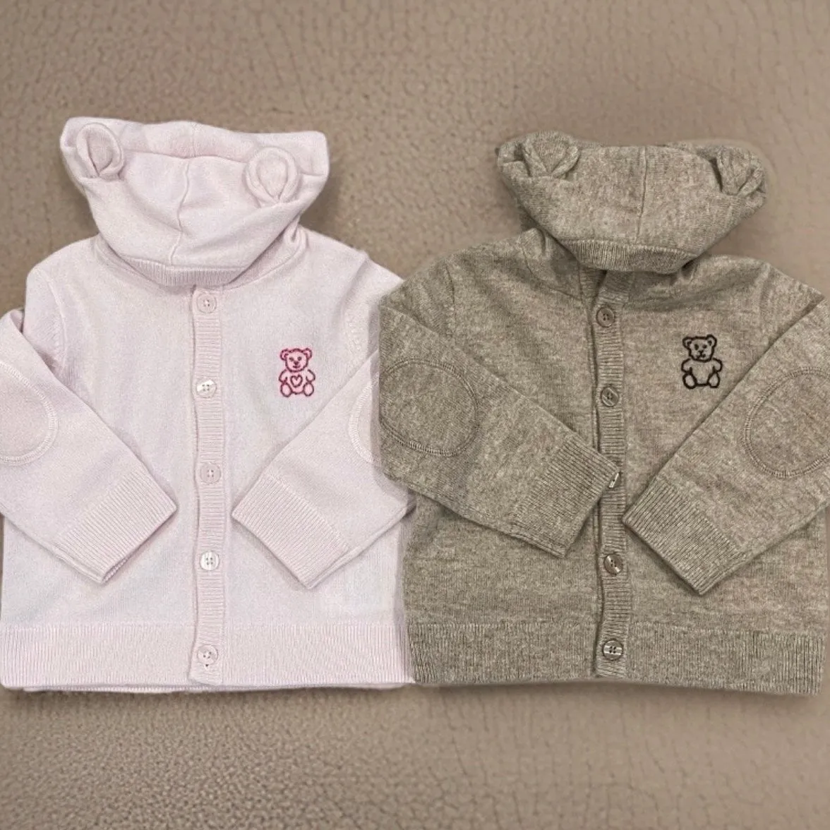 Le Fasheri Pink Cashmere Hand Embroidered Baby Bear Hooded Sweatshirt